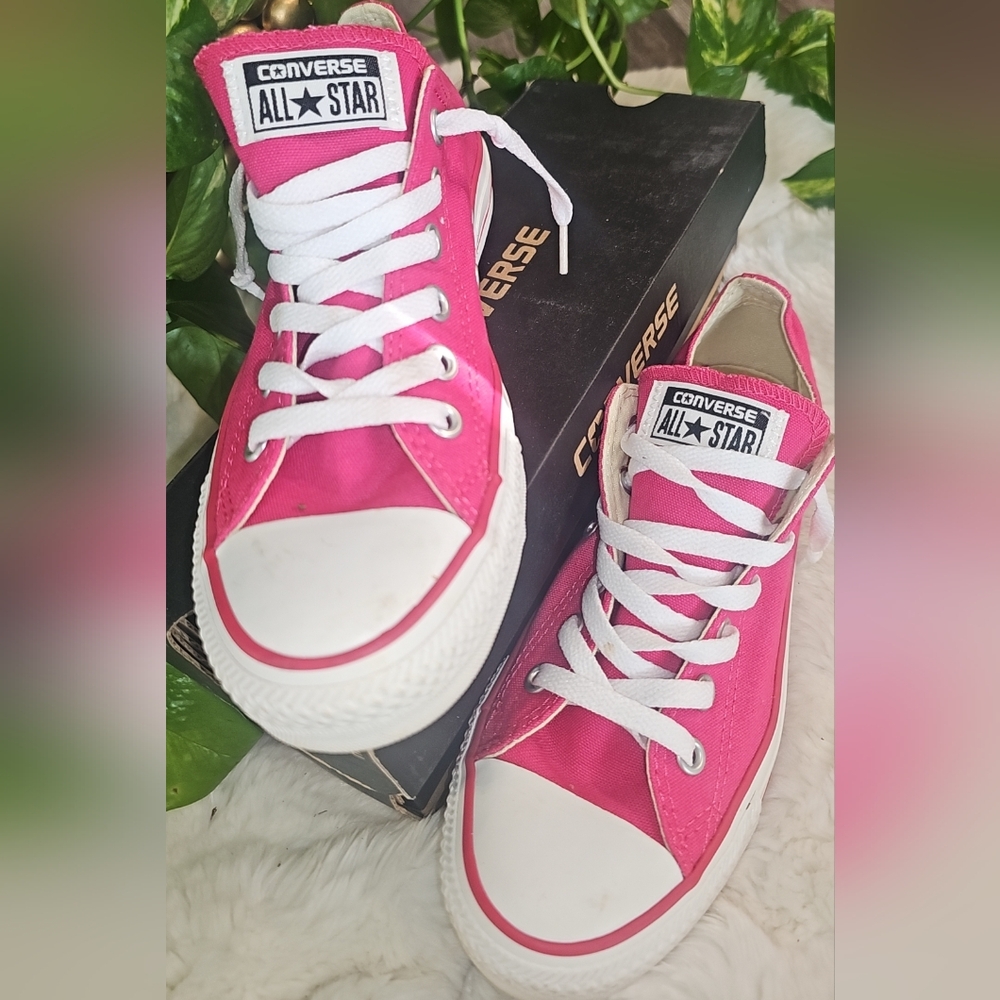 Pink Converse